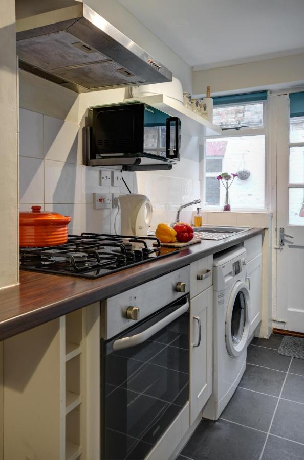 Pansy Cottage In Historic Tewkesbury - Sleeps 5 - Pets Welcome Kültér fotó