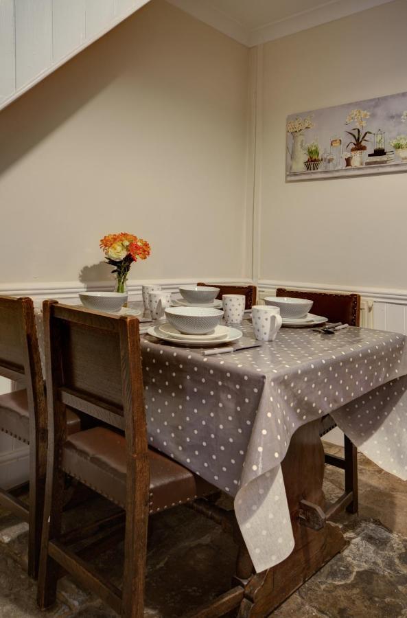 Pansy Cottage In Historic Tewkesbury - Sleeps 5 - Pets Welcome Kültér fotó